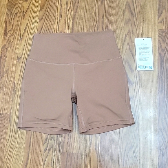 lululemon athletica Pants - ❌️❌️❌️SOLD❌️❌️❌️NWOT lululemon Align HR Shorts 6"/ 8
